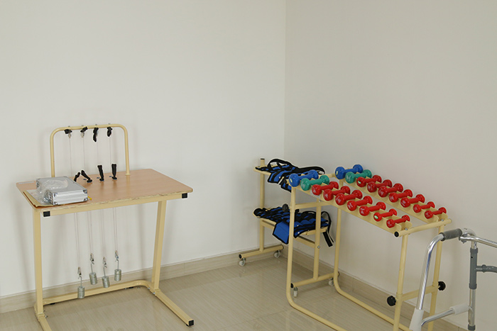 ����(f��)����