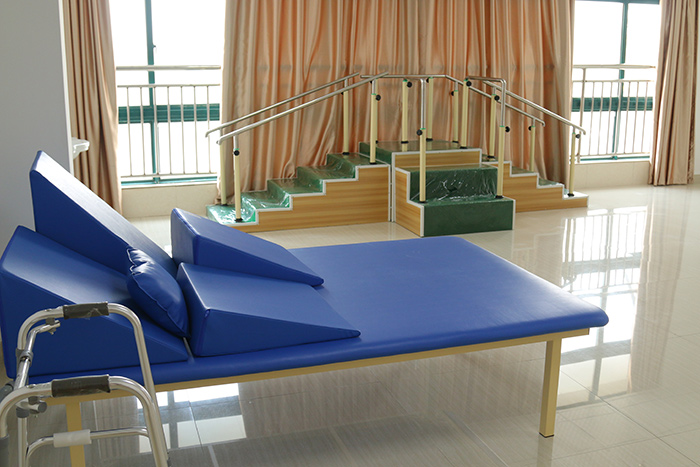 ����(f��)����