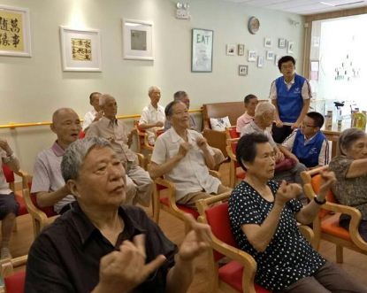 �o��Ů��������ô�M(j��n)�B(y��ng)��Ժ